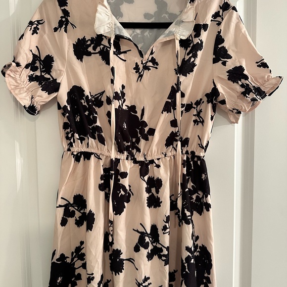 Floral Black and Cream Women's Dress - Picture 2 of 4